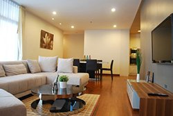 3 bedroom <strong>apartment in Langsuan</strong>, 144 sqm, 80k