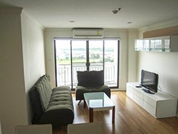 Lumpini Place Narathiwat Chaophraya <strong>condo apartment for rent in Rama 3</strong>