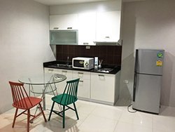 Sukhumvit Living Town <strong>condo apartment for rent in Phetchaburi </strong>