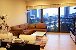 condo for rent near The Address Sukhumvit 28